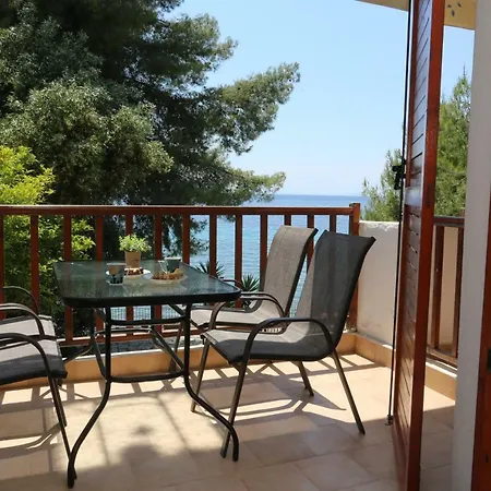 Kyana Big Blue Apartman *